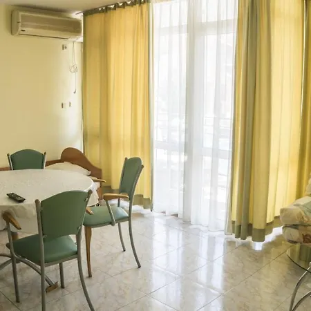 Hotel apartamentowy Elite Słoneczny Brzeg