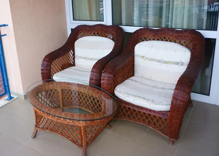 елит Апартхотел 3*