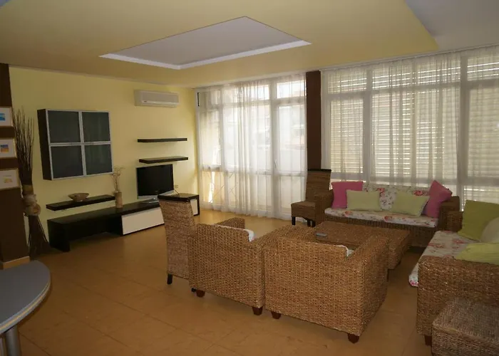 Апартхотел елит 3*