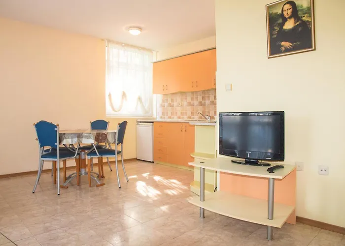 елит Апартхотел